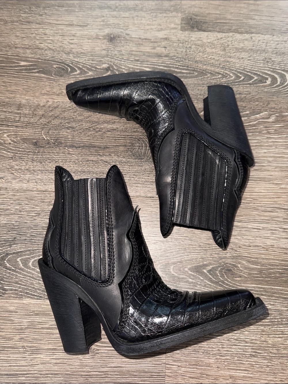 Dsquared2 western cowboy boots made in Italy size 36